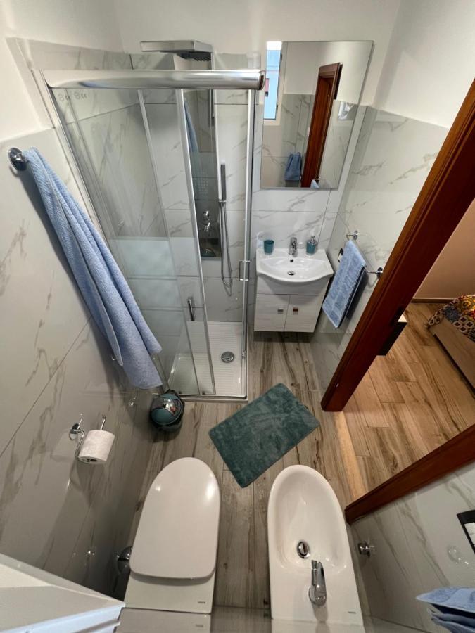 Loft Con Terrazzo A Livello Stazione Appartement Lecce Buitenkant foto