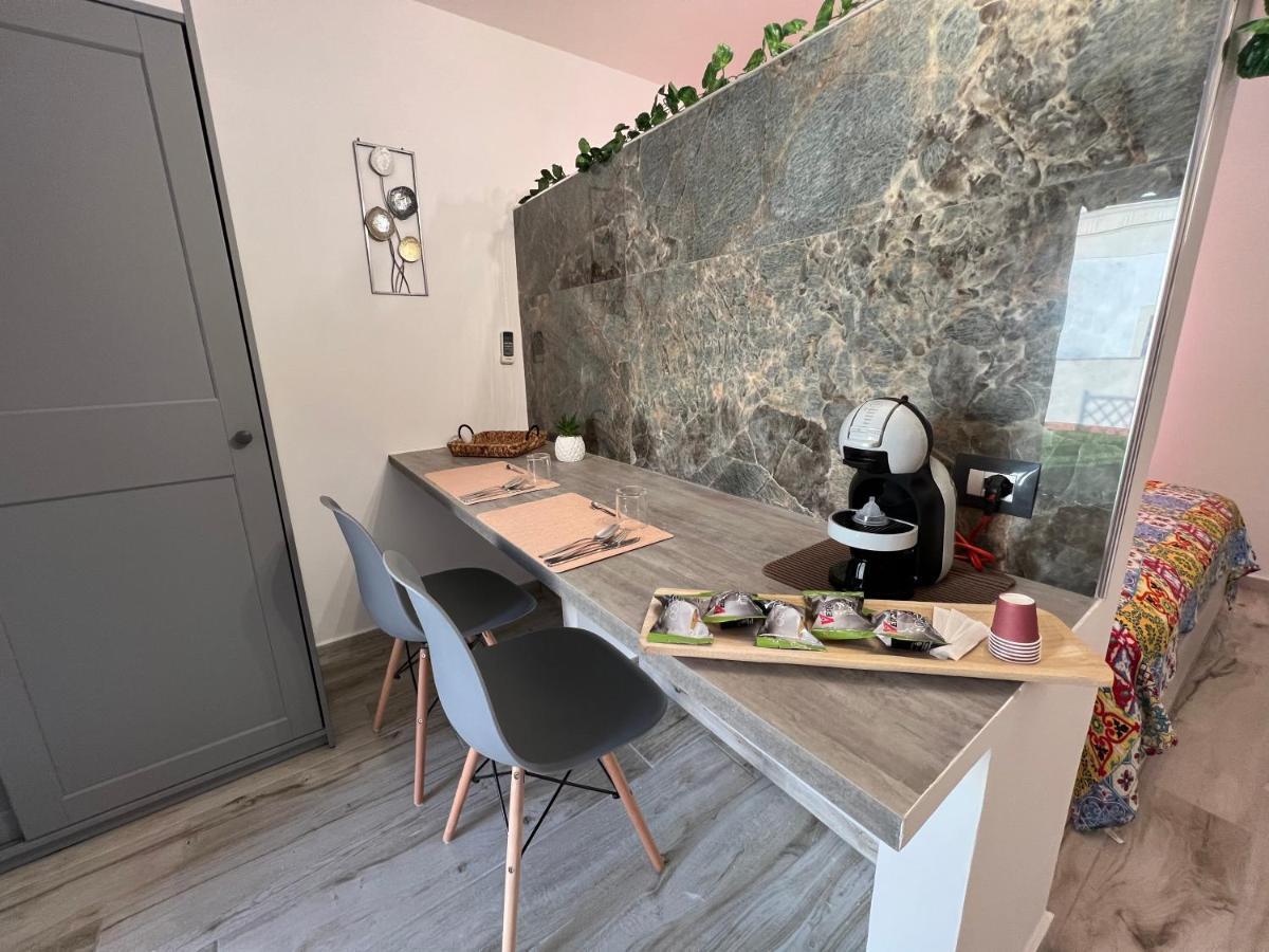 Loft Con Terrazzo A Livello Stazione Appartement Lecce Buitenkant foto