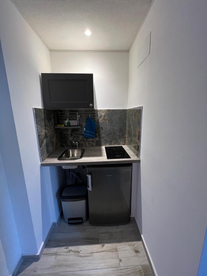 Loft Con Terrazzo A Livello Stazione Appartement Lecce Buitenkant foto