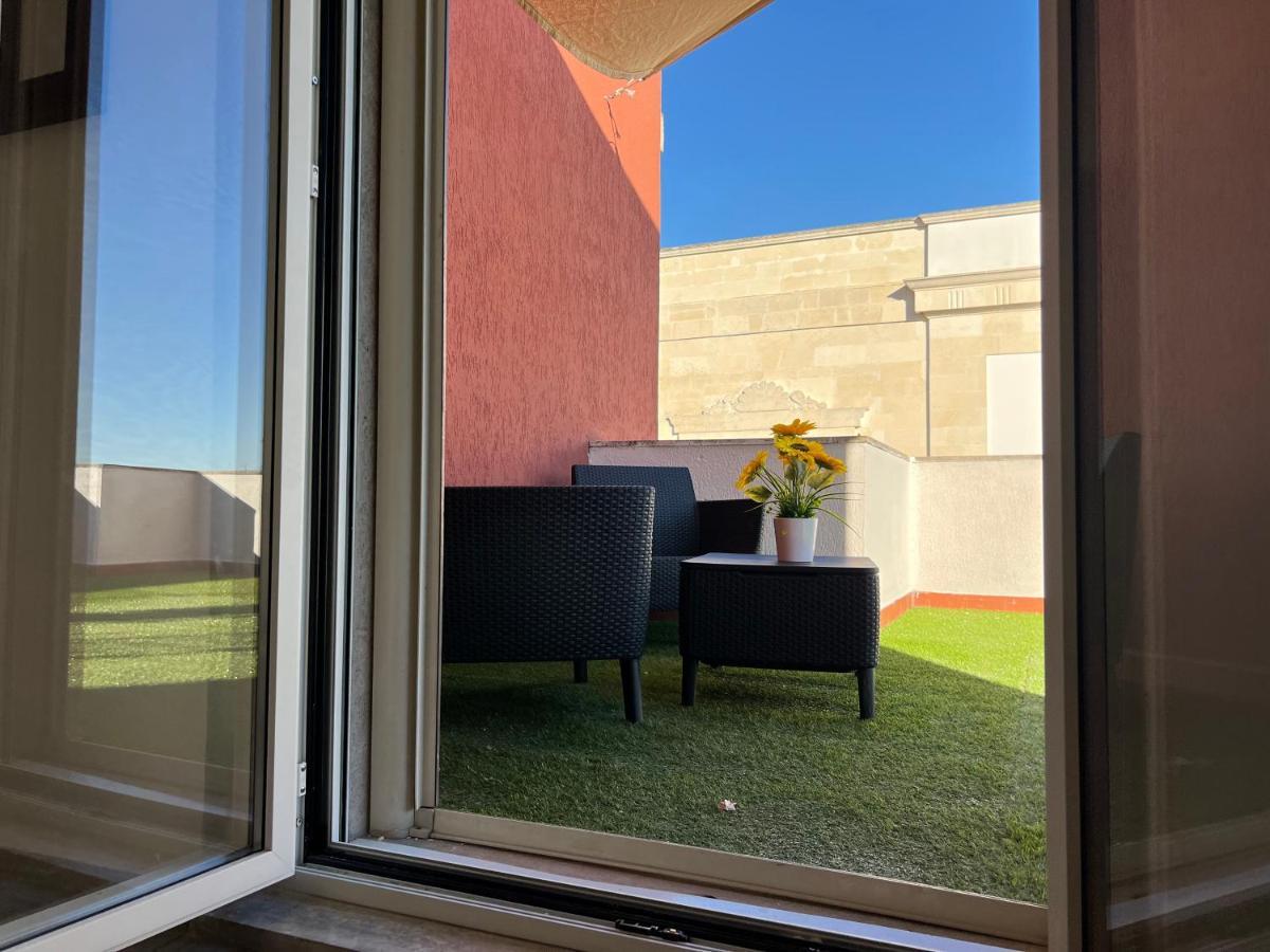 Loft Con Terrazzo A Livello Stazione Appartement Lecce Buitenkant foto